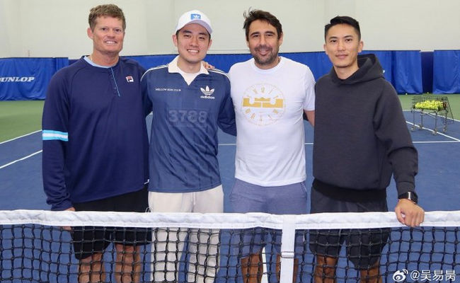 Многолетний тренер Федерера будет работать в команде Руне, наставник Тиафо стал тренером второй ракетки Китая Многолетний тренер Федерера будет работать в команде Руне, наставник Тиафо стал тренером второй ракетки Китая