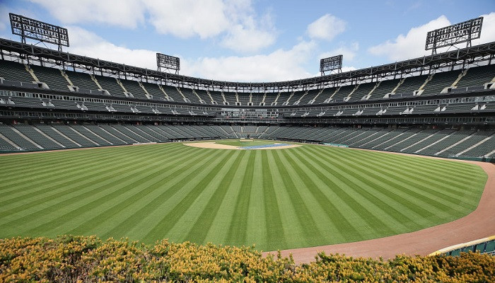 Доиграть в урезанном формате: в Америке готовятся к рестарту сезонов Доиграть в урезанном формате: в Америке готовятся к рестарту сезонов