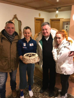 По другую сторону трассы, часть 1