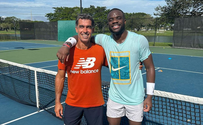 Многолетний тренер Федерера будет работать в команде Руне, наставник Тиафо стал тренером второй ракетки Китая Многолетний тренер Федерера будет работать в команде Руне, наставник Тиафо стал тренером второй ракетки Китая