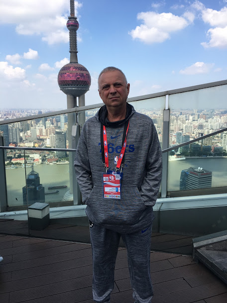 Украинец, 15 лет проработавший в НБА: «В Америке всем пох#й откуда ты! Выполняй свою работу!» Украинец, 15 лет проработавший в НБА: «В Америке всем пох#й откуда ты! Выполняй свою работу!»