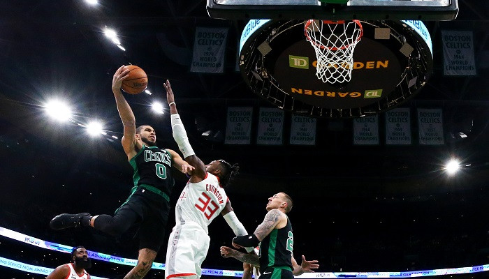 Доиграть в урезанном формате: в Америке готовятся к рестарту сезонов Доиграть в урезанном формате: в Америке готовятся к рестарту сезонов