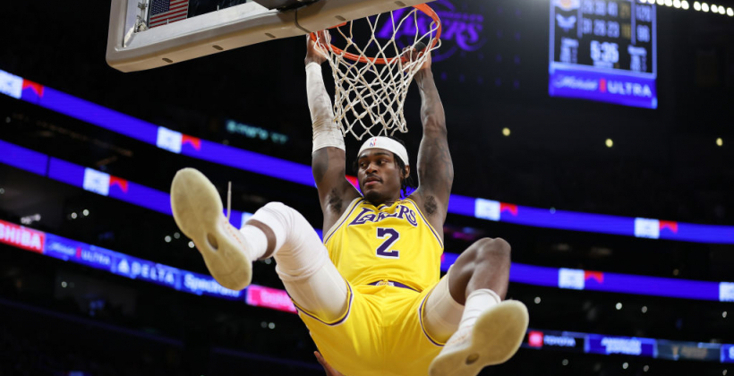 Бостон в овертайме обыграл Детройт, Лейкерс победили Шарлотт в НБА