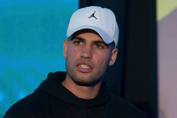 Борис Беккер о травмах Карлоса Алькараса: "Когда мотивация снижается, то страдает и тело" Борис Беккер о травмах Карлоса Алькараса: "Когда мотивация снижается, то страдает и тело"