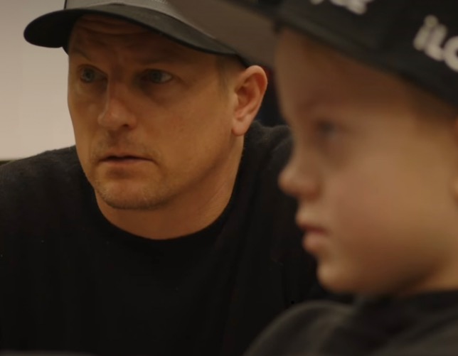 Кими с сыном поработали на симуляторе в Маранелло Кими с сыном поработали на симуляторе в Маранелло