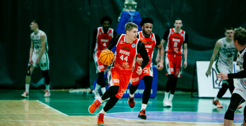 БК Ровно разгромил Политехнику-Галичину в матче львовского бабла Суперлиги FAVBET