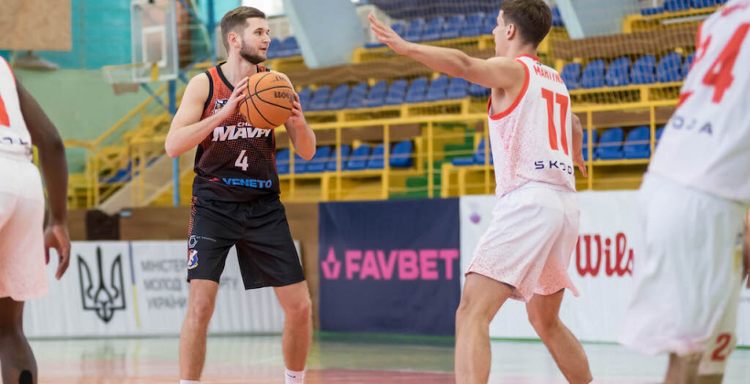 Черкасские Мавпы разбили Кривбасс в луцком бабле