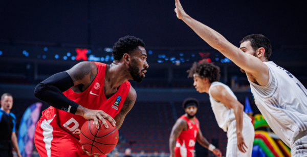 Прометей без особых шансов уступил Парижу в выездном матче баскетбольного Еврокубка