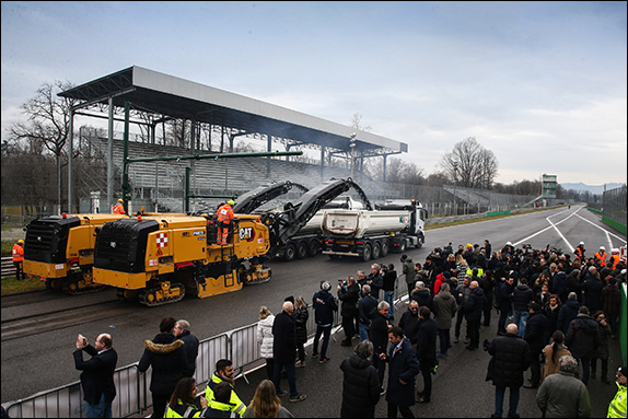 В Монце началась реконструкция трассы