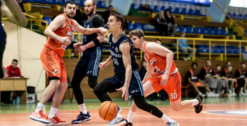 Днепр добыл 15-ю победу в Суперлиге FAVBET, обыграв Черкасских Мавп