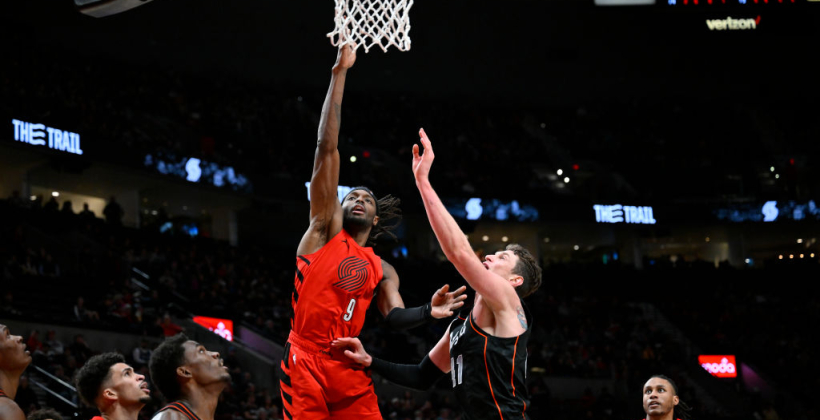 НБА. Денвер обыграл Лейкерс, Портленд в овертайме уступил Детройту