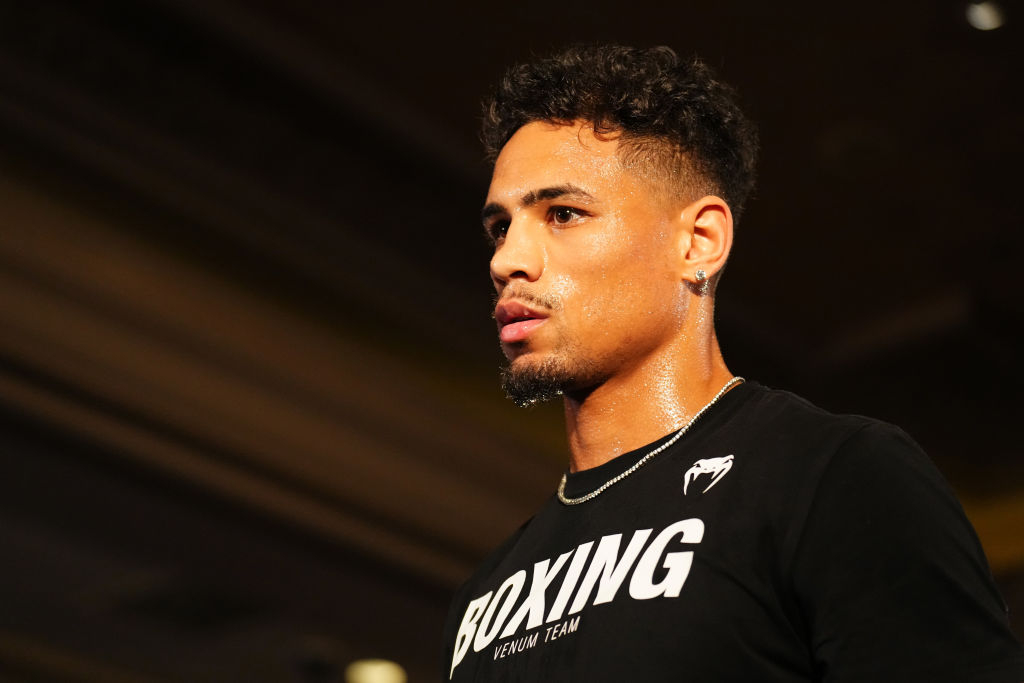 Теофимо должен побеждать Ортиса. Однако у Джемейна есть навыки для апсета