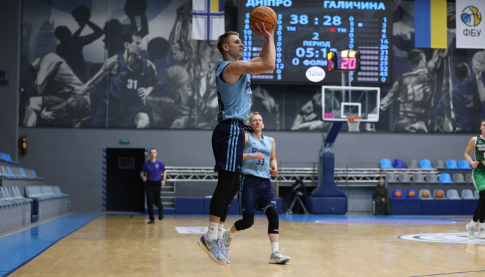 Днепр разгромил Политехнику-Галичину в матче-доигровке Суперлиги-FAVBET