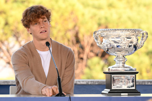 Янник Синнер: "На мой взгляд, упорная работа, наличие рядом верных людей и правильный менталитет - это самое главное" Янник Синнер: "На мой взгляд, упорная работа, наличие рядом верных людей и правильный менталитет - это самое главное"