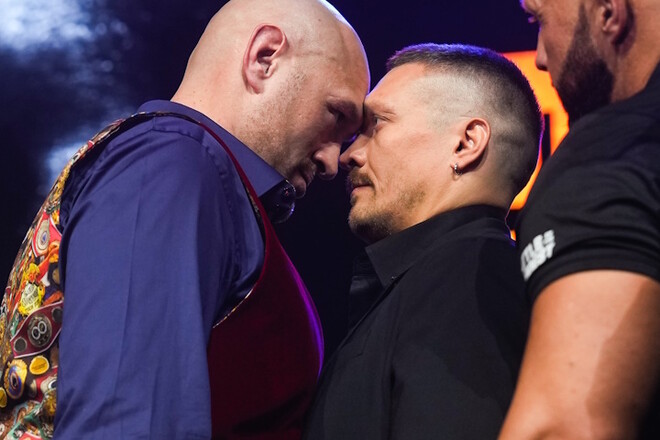 Промоутер Усика потроллил Фьюри в связи с переносом боя за абсолют Промоутер Усика потроллил Фьюри в связи с переносом боя за абсолют