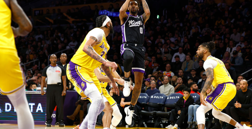 Сакраменто Лэня обыграл на выезде Лейкерс в НБА Сакраменто Лэня обыграл на выезде Лейкерс в НБА