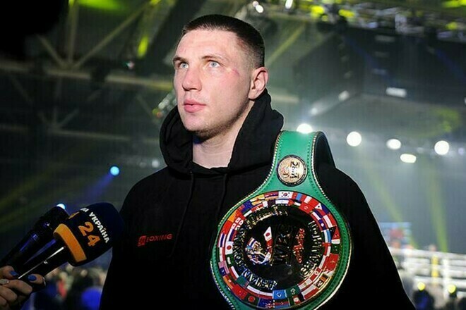 Сиренко выйдет на ринг с боксером, которого арестовали в день их боя Сиренко выйдет на ринг с боксером, которого арестовали в день их боя