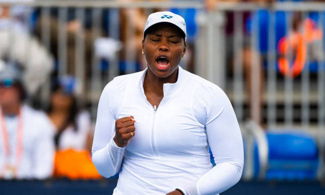 Майами. Остапенко и Рыбакина стартовали с побед, Ван Синьюй и Таунсенд обыграли сеяных соперниц Майами. Остапенко и Рыбакина стартовали с побед, Ван Синьюй и Таунсенд обыграли сеяных соперниц