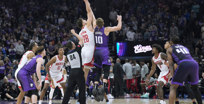 Сакраменто с Лэнем уступил Хьюстону в регулярном чемпионате НБА Сакраменто с Лэнем уступил Хьюстону в регулярном чемпионате НБА