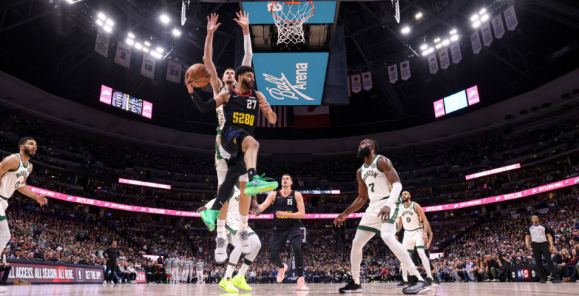 Сакраменто с Лэнем обыграл Сан-Антонио в регулярном чемпионате НБА Сакраменто с Лэнем обыграл Сан-Антонио в регулярном чемпионате НБА