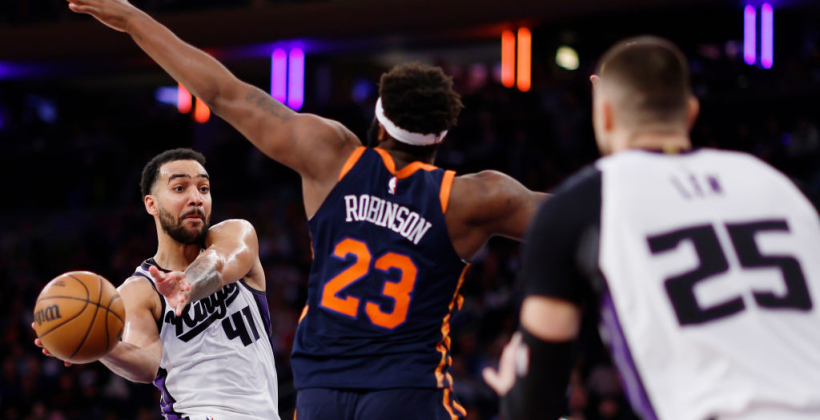 Сакраменто уступил Никс в регулярном чемпионате НБА, Лэнь набрал два очка Сакраменто уступил Никс в регулярном чемпионате НБА, Лэнь набрал два очка