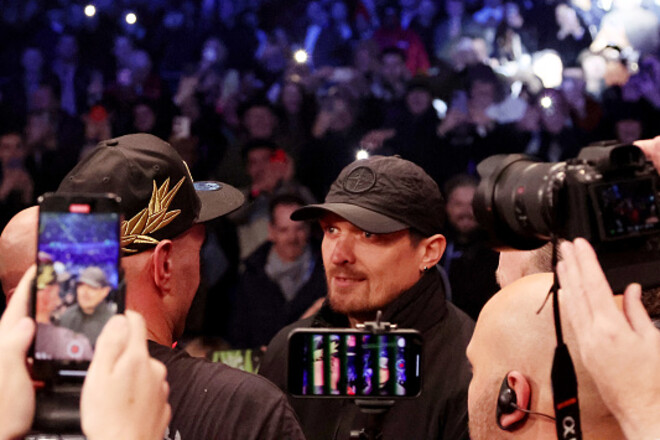 Билеты на мегафайт Усик – Фьюри вернулись в продажу. Стала известна цена Билеты на мегафайт Усик – Фьюри вернулись в продажу. Стала известна цена