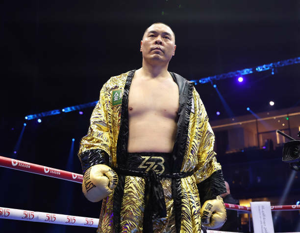 Бронзовый бомбардировщик обезврежен. Чжан Чжилей нокаутировал Уайлдера