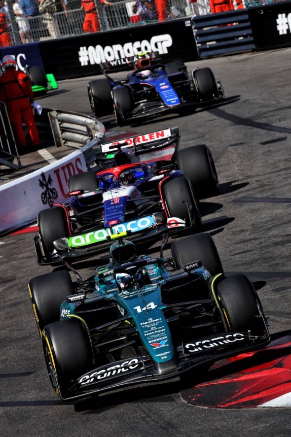 Алонсо против искусственных методов оживления гонок