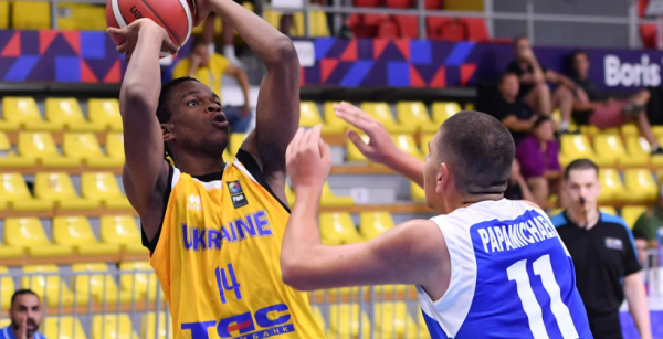 Сборная Украины U-18 разгромила Кипр во втором матче юношеского Евробаскета-2024 Сборная Украины U-18 разгромила Кипр во втором матче юношеского Евробаскета-2024