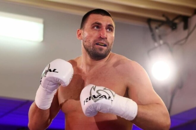 Выхрист не сможет провести свой бой в августе Выхрист не сможет провести свой бой в августе