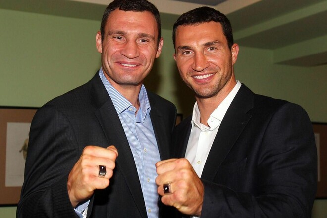 Первый тренер братьев Кличко назвал отличия Виталия от Владимира Первый тренер братьев Кличко назвал отличия Виталия от Владимира