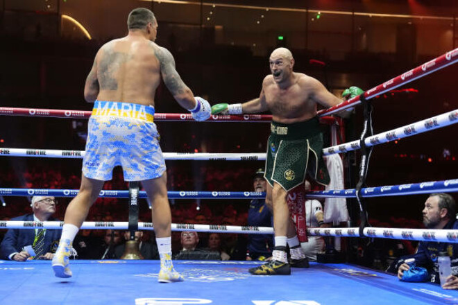 «Он может победить его трижды за вечер». Сондерс – о реванше Усик – Фьюри «Он может победить его трижды за вечер». Сондерс – о реванше Усик – Фьюри