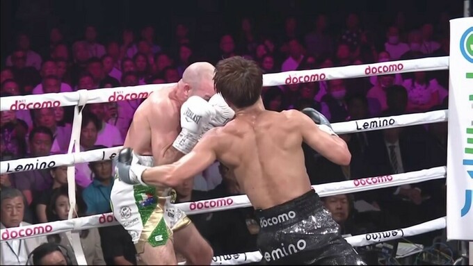 Монстр в деле. Иноуэ разбил соперника и защитил титул абсолютного чемпиона