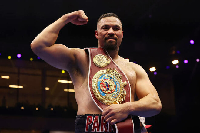 Паркер обратился к Усику после брутального нокаута против Баколе Паркер обратился к Усику после брутального нокаута против Баколе