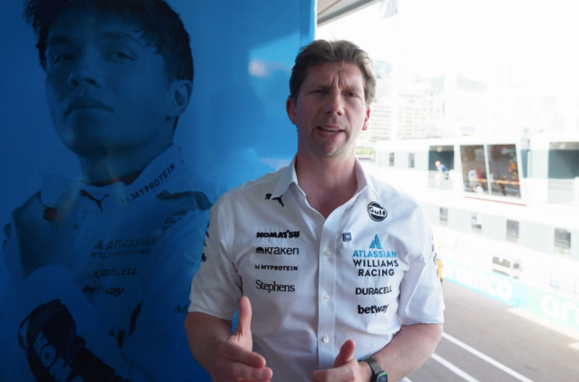 В Williams обещают пересмотреть правило двух пит-стопов В Williams обещают пересмотреть правило двух пит-стопов