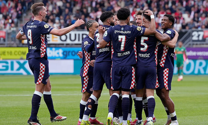 Аякс или ПСВ? В последнем туре нидерландской Эредивизи определился чемпион Аякс или ПСВ? В последнем туре нидерландской Эредивизи определился чемпион