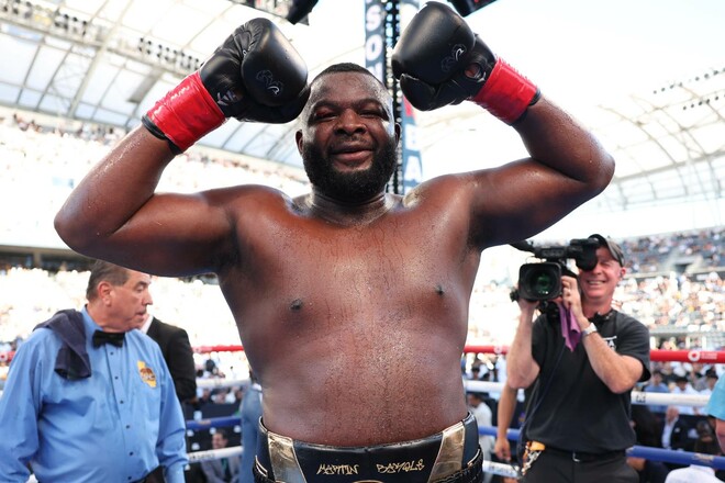 Мартин БАКОЛЕ: «Пошел он на**й, это уже не хороший боксер» Мартин БАКОЛЕ: «Пошел он на**й, это уже не хороший боксер»