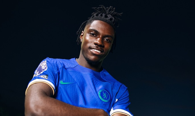 Не по своей вине. Полузащитник Челси пропустит финал Лиге Конференций Не по своей вине. Полузащитник Челси пропустит финал Лиге Конференций