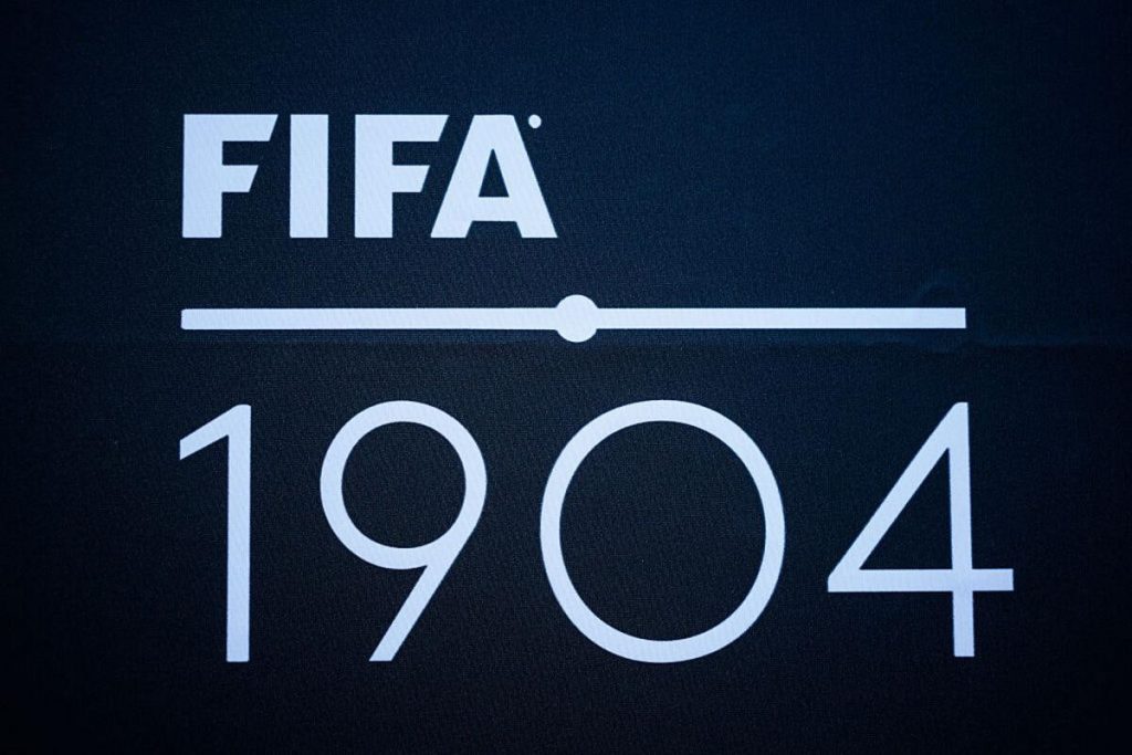ФИФА запускает роскошный бренд одежды FIFA 1904