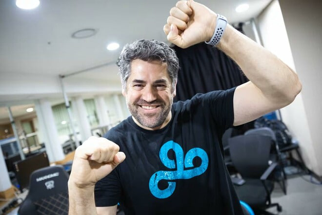 Cloud9 опроверг слухи о покупке состава NAVI Junior