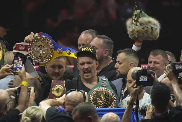 Усик – Дюбуа: все о поединке за титул абсолютного чемпиона