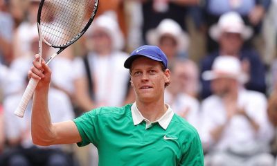 Янник Синнер обыграл Джоковича с мощной подачей