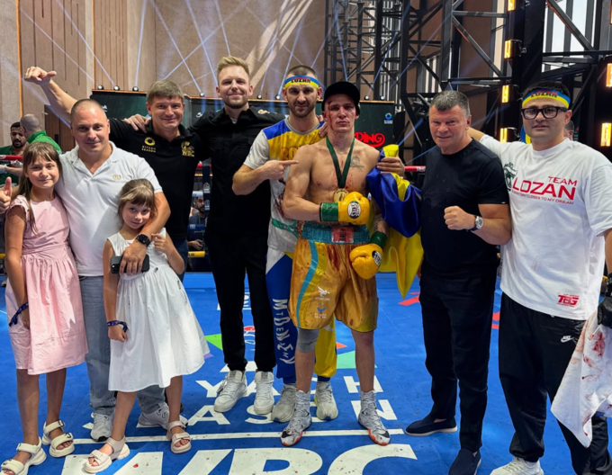 Украинцы на Гран-при WBC: как отбоксировали и на кого вышли в полуфинале