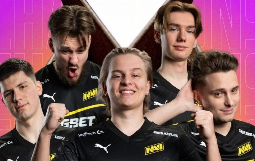 NAVI поднялись на пятое место в мировом рейтинге HLTV