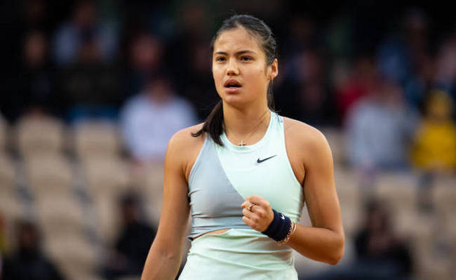 Прогноз на матч WTA 1000: Стародубцева против Жанжан
