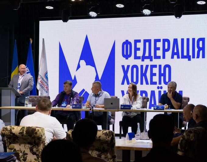 Снова за старое. Что (кто) трясет украинский хоккей