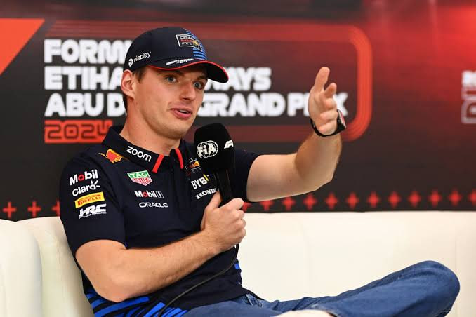 Ферстаппен победил в гонке GT3 и стал «Пилотом дня»