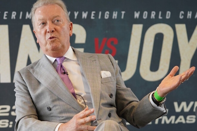 Фрэнк Уоррен назвал боксера, который своим ударом может вырубить Усика Фрэнк Уоррен назвал боксера, который своим ударом может вырубить Усика