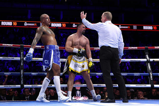 Паркер не верит в реванш с Уордли: «К сожалению, у него впереди другой бой» Паркер не верит в реванш с Уордли: «К сожалению, у него впереди другой бой»