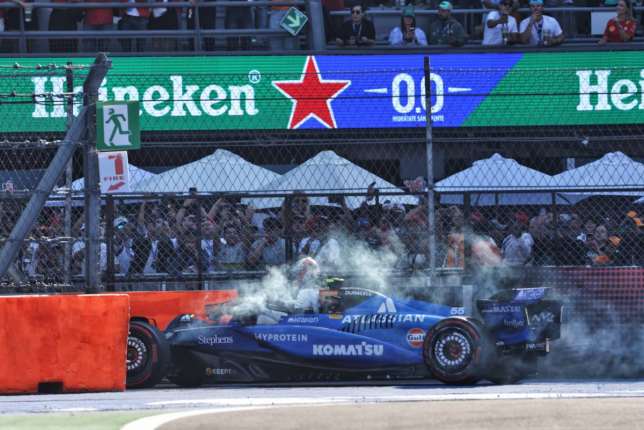 Марко: Сайнс преподнёс Ferrari запоздалый подарок Марко: Сайнс преподнёс Ferrari запоздалый подарок